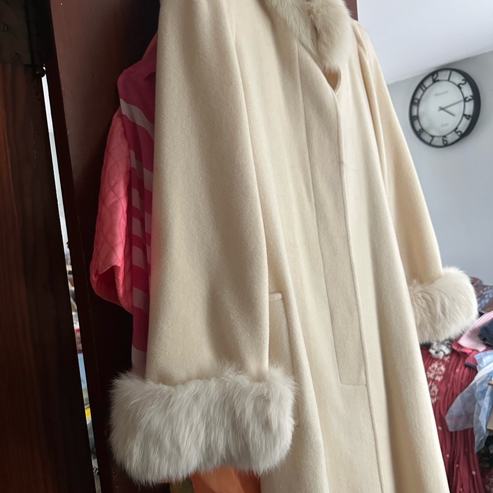 Elegant Cream Coat with Fur Trim